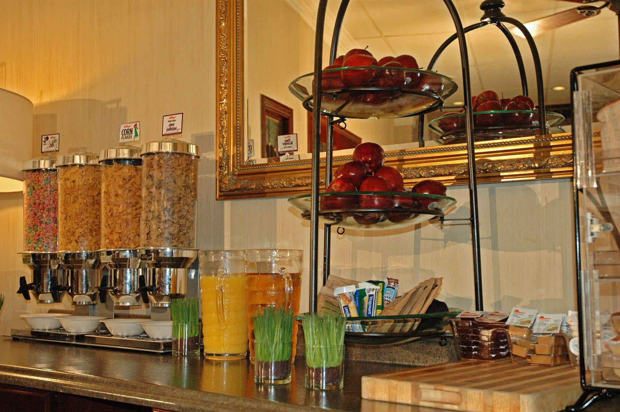 סודברי Ambassador Hotel מראה חיצוני תמונה