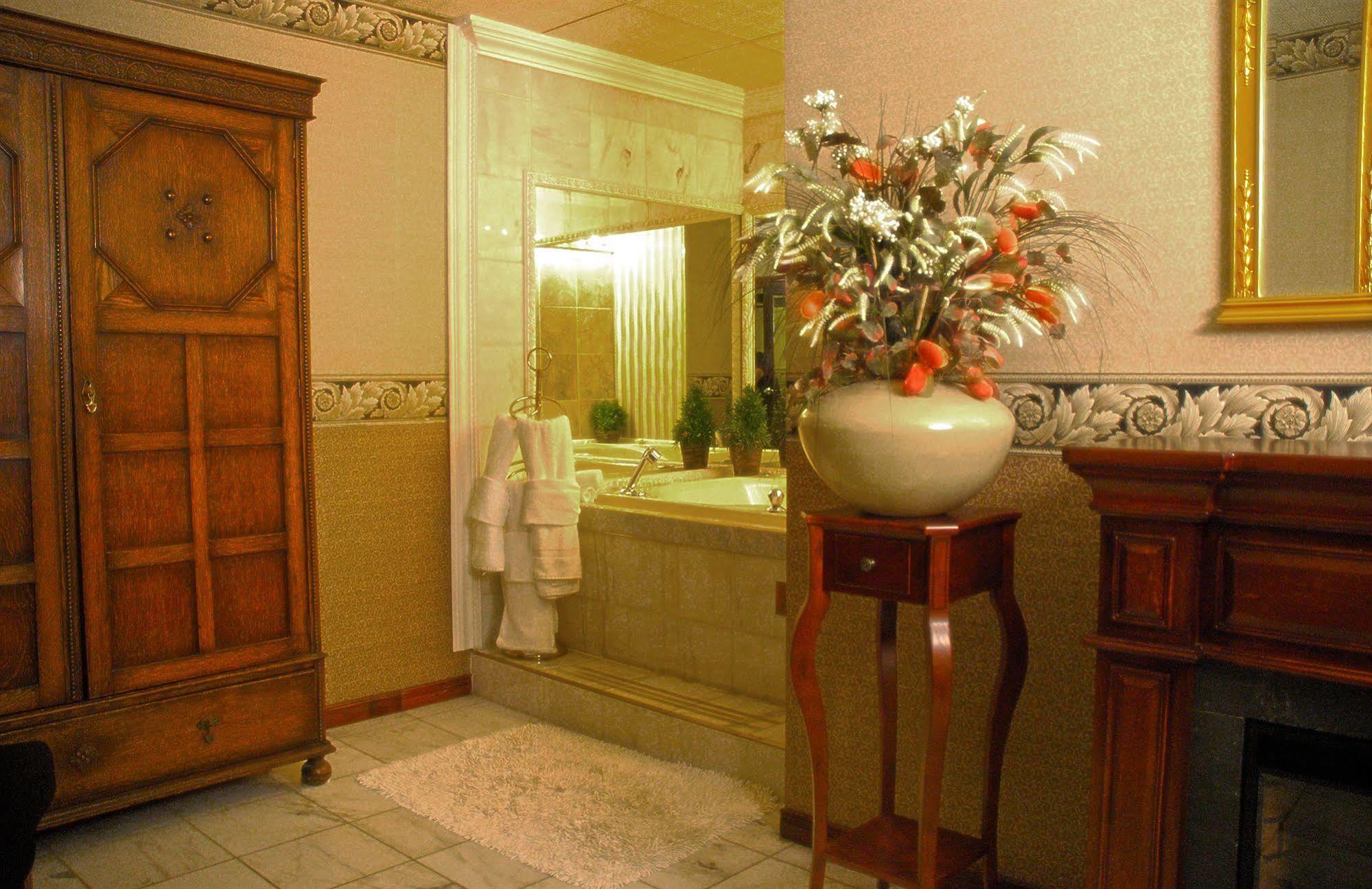 סודברי Ambassador Hotel מראה חיצוני תמונה